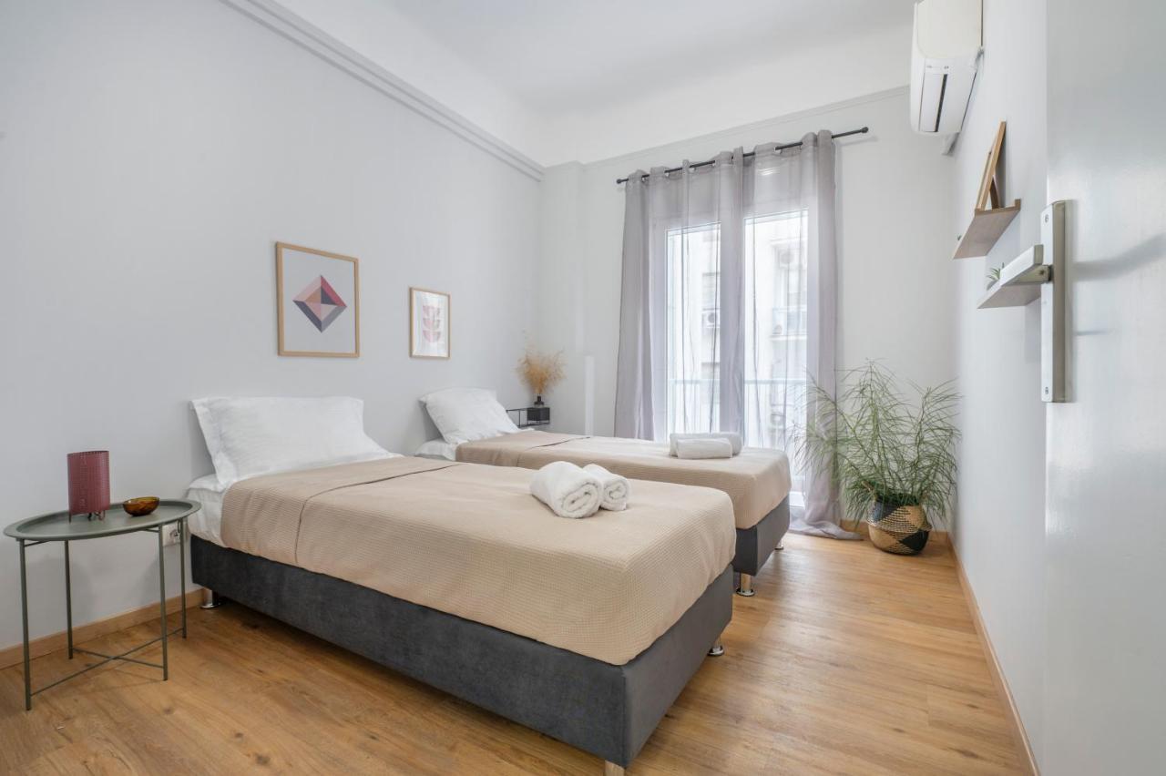 Luxury 2 Bdroom Apt- Megaro Mousikis Athens Exterior photo